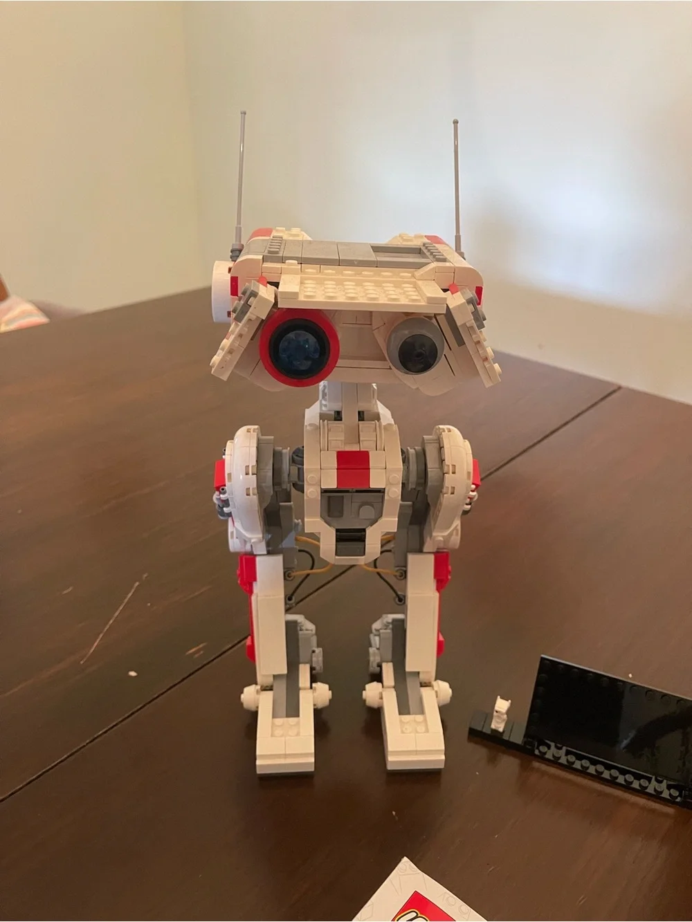 LEGO Star Wars BD-1 Droid Model